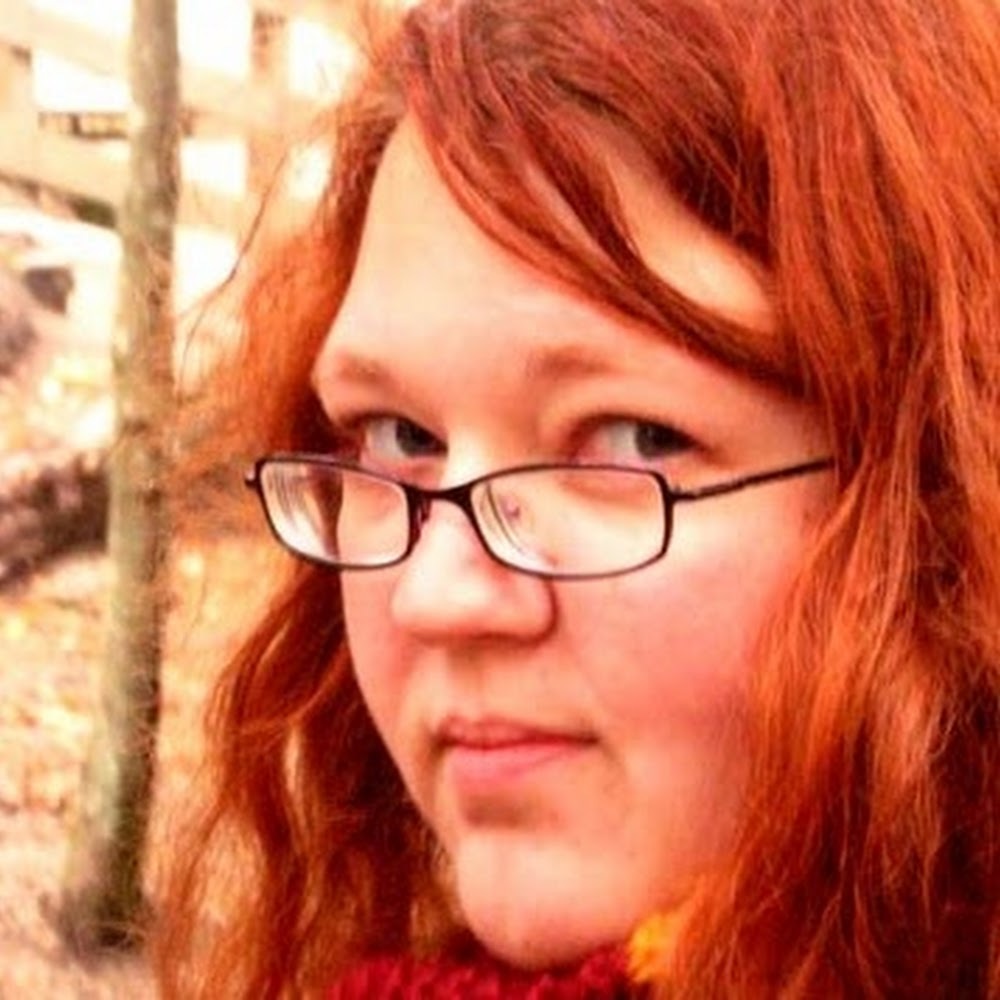 Meet your Posher, Carrie
